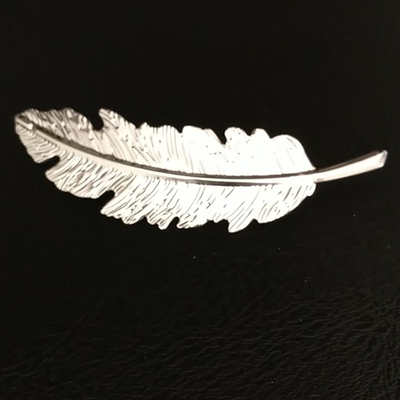 Feather hair clip - Picture 5 of 7